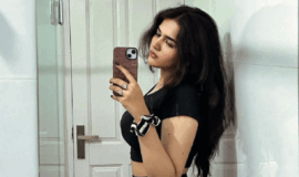 Riddhi +971588490322